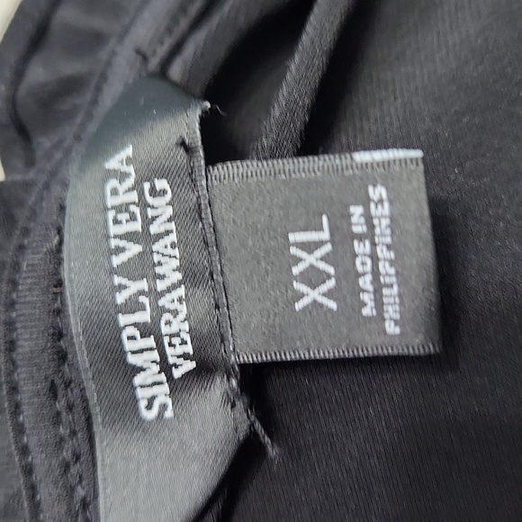 Simply Vera Wang Women’s Black Peplum Blouse - Picture 12 of 13